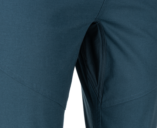 619067_1019130090_ADAMOS_Trousers_blue_05.png